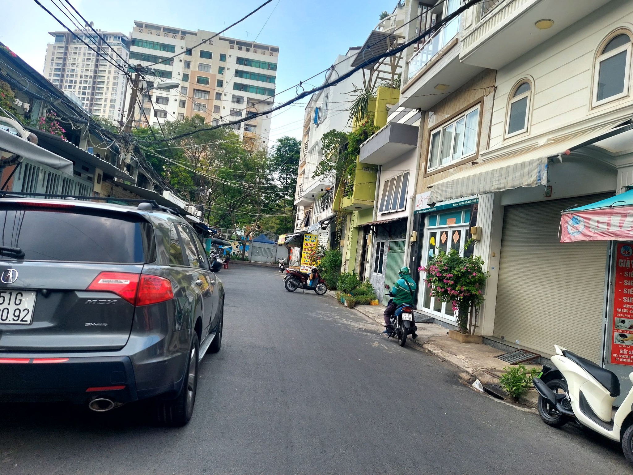 Bán nhà HXH 110 Bà Hom, 100m2, ngang 6m, KO QH, chỉ 7,8 tỷ TL 0906993584